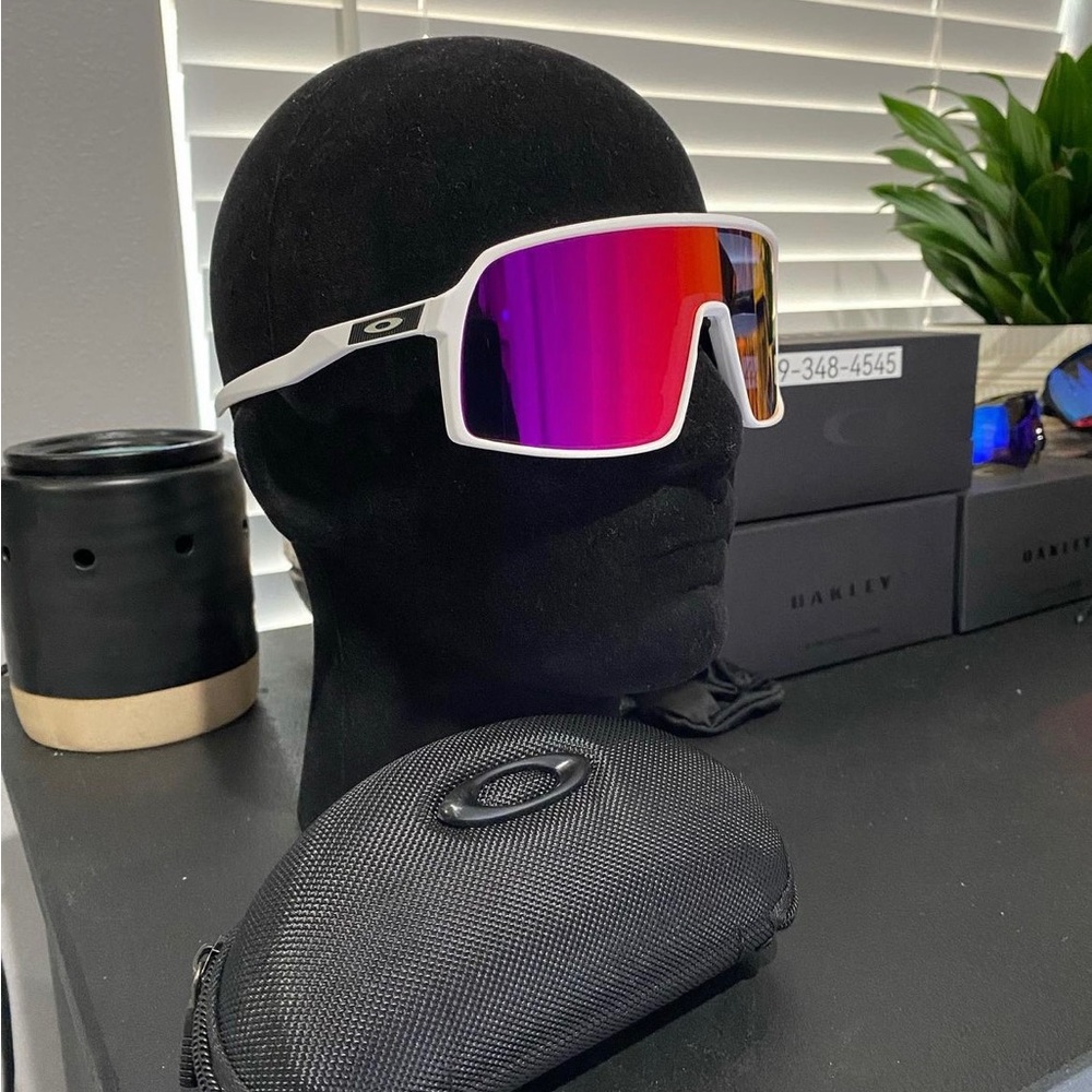 Oakley White Sunglasses with Red Lens